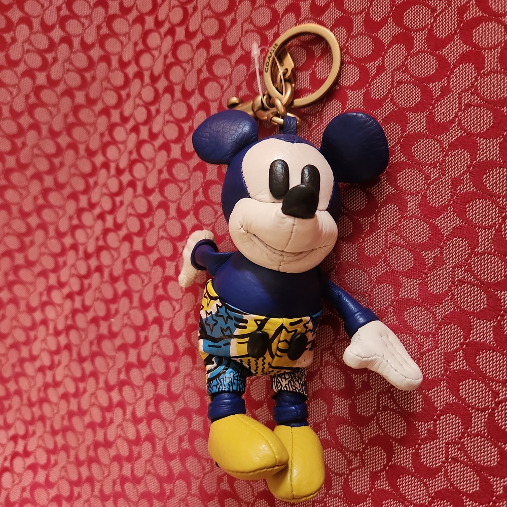 M.M.key Chain - Picture 7 of 8